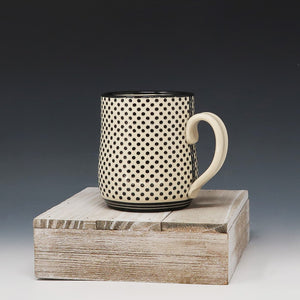 Mug 10oz- black dots