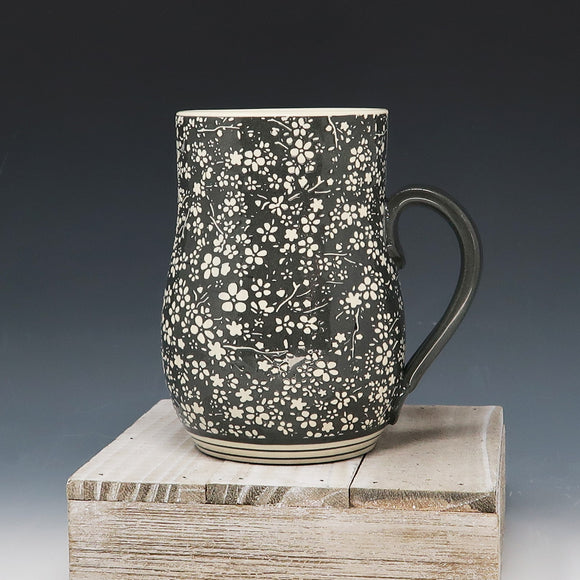 Mug 16oz-Black clay with porcelain micro flowers